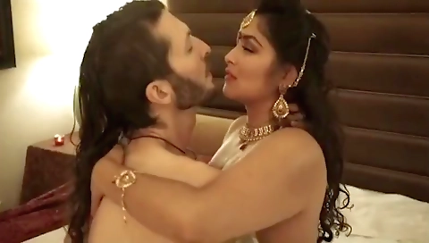 Indian Bhabhi And Horny Lily - Smiles Fucks By Her New Massage