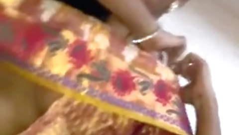 Amateur Indian Step mom Gives Her Step son Amazing Head