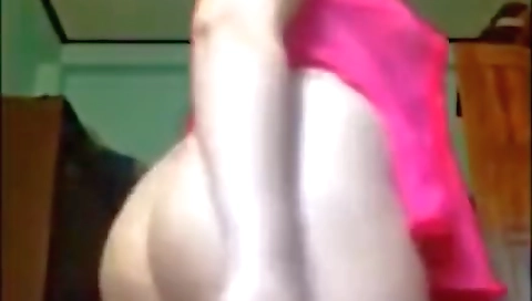 Desi Busty Girl Moaning Loud While Fingering Pussy