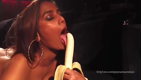 Poonam Pandeys Pussy And Bj