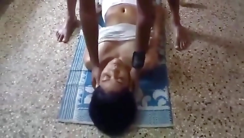 Mallu Wife Massage Video For Vishu