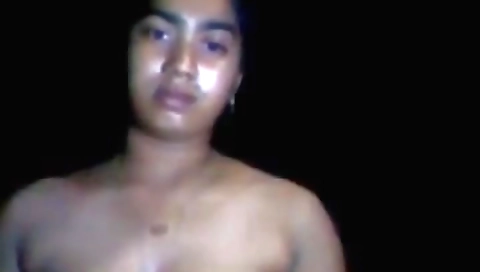 Sexy Bangladeshi College Girl Shower Nude Selfie