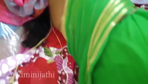 Green Saree Bhabhi