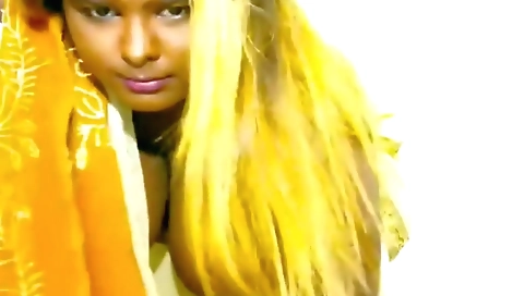 Chunky Large Puffy Dark Nips On Huge Saggy - Indian Lady