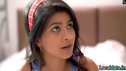 Bhen Ko Friend Ko Ghar Pe Choda - Hot Indian