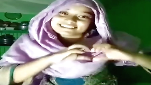 Desi Gf