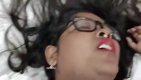 Horny Indian Brunette Porn Video Goes Live