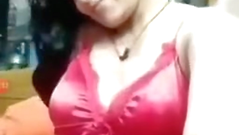 Sexy Indian Mature Wife Goes Nude For Her Secret Lover