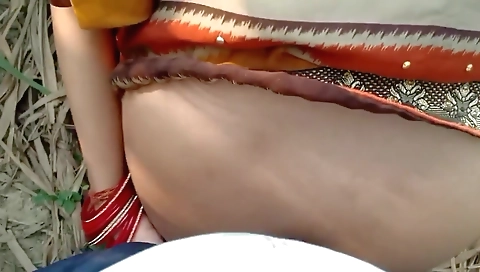 Indian Village Girlfriend Outdoor Sex With Boyfriend