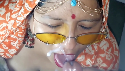 Namaste - Indian Xl Girl