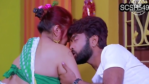 Desi Aunty And Desi Bhabhi - Ht N Juicy Fucked By Bf