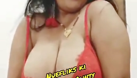 Super Busty Indian Wife Displaying Her Naughtiness