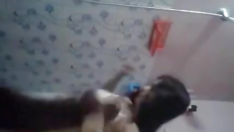 Huge Boobs In Kolkata Teenage Girl Records Herself As She Bathes