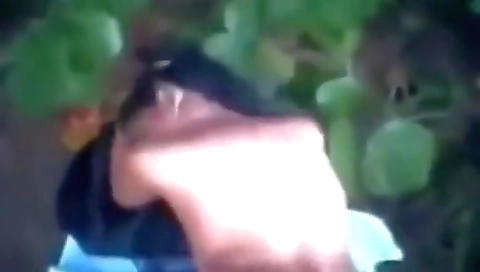 South Indian Sex Videos Of Mallu Bhabhi Jyothi Outdoors