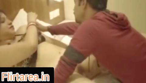 Indian Bhabhi Having Sex While Giving Massage