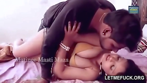Desi Bhabhi In Hot Girl With Lucky Boy Aunty Desi Mallu Bhabhi