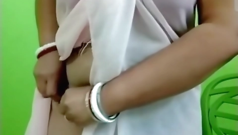 Bengali Boudi And Desi Bhabhi In Desi Horny On Cam