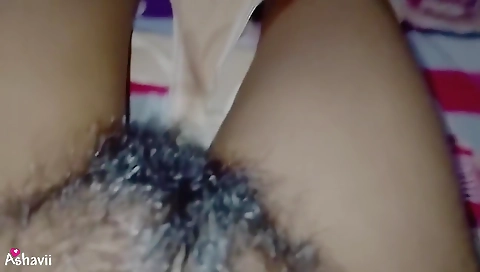 Sri Lankan - teen 18+ Girl Show & Mustrabationg Her Small Hairy Tights Pussy අම්මෝ ඒක