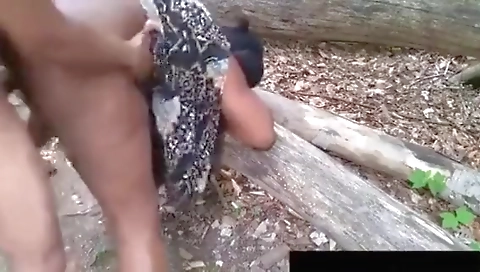 Big Booty Enjoys Quick Outdoor Sex With Tamil Aunty