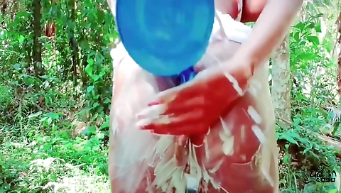 Sri Lankan In teen 18+ Girl Outdoor Bathing And Fingeringනාන ගමන් ඇගිල්ල ගැහුවා ලිස්සලා බැස්සා