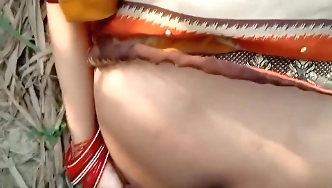 Khet Me Bula Kar Girlfriend Ko Choda Desi Village Outdoor