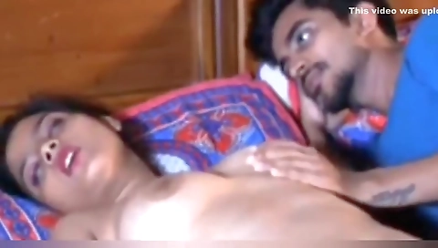 Hot Indian In Soteli Behan Ke Sath Rat Bhar Sex Kiya