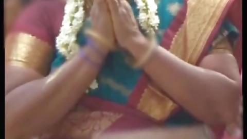 Tamil Aunty In Tamil Kamaveri Village Aunty Sundari Slideshow