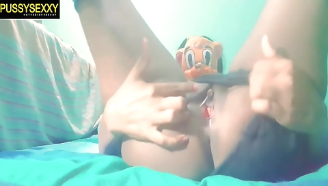 Girl Hotel Room Fun පලවෙනි වතාවට මෙහෙම පලල් කරලා සැප ගන්නේ With Sri Lankan