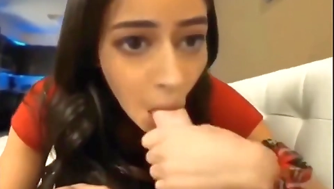 Ananya Pandey Is Saying Sorry For This Video – Hd Anal