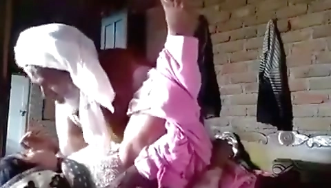 Glory Hole In Sasur Ne Bahu Ko Chuda