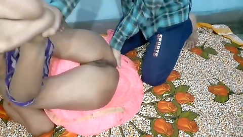 Beautiful Husband And Wife Hot Fuck Morning