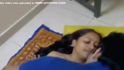 Indian Aunty Passionate Home Sex Mms With Young College Guy