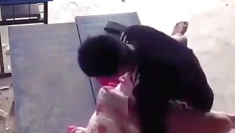 Desi College Girl Sex With Her Boyfriend On Bench
