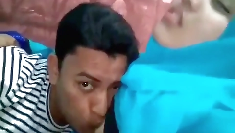 Bangladeshi College Lover Sucks On Her Boobs