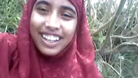 Sri Lankan In Desi Bangla Muslim Hijab Beauty In Forest