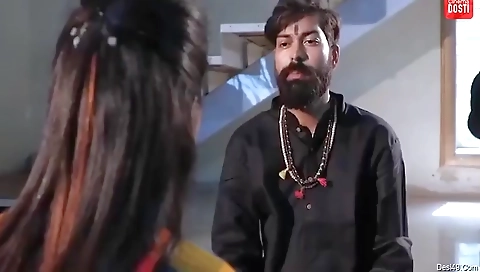 Aaghori Baba Ne Aakeli Bhabhi Ko Dekha Or Kardi Chudai