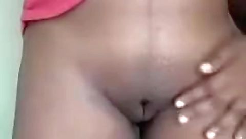 Naughty Desi Girl Pissing Selfie Mms Video