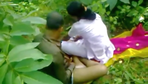 Indian College Girl Fuck A Forest And Jangol - Indian Model