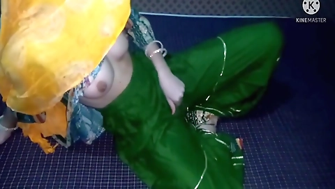 Aram Se Chodo ,drd Ho Rha H Clear Hindi Audio Chachi Fucked