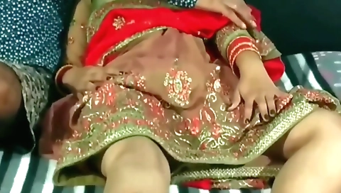 Indian Milf Bhabhi Is So Horny, So I Gave Her Some Pleasure