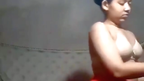 Beautiful Cute Innocent Girl Making Nude Video For Bf